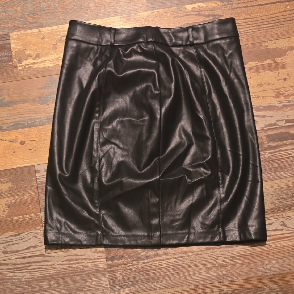 Calvin Klein Black Faux Leather Mini Skirt